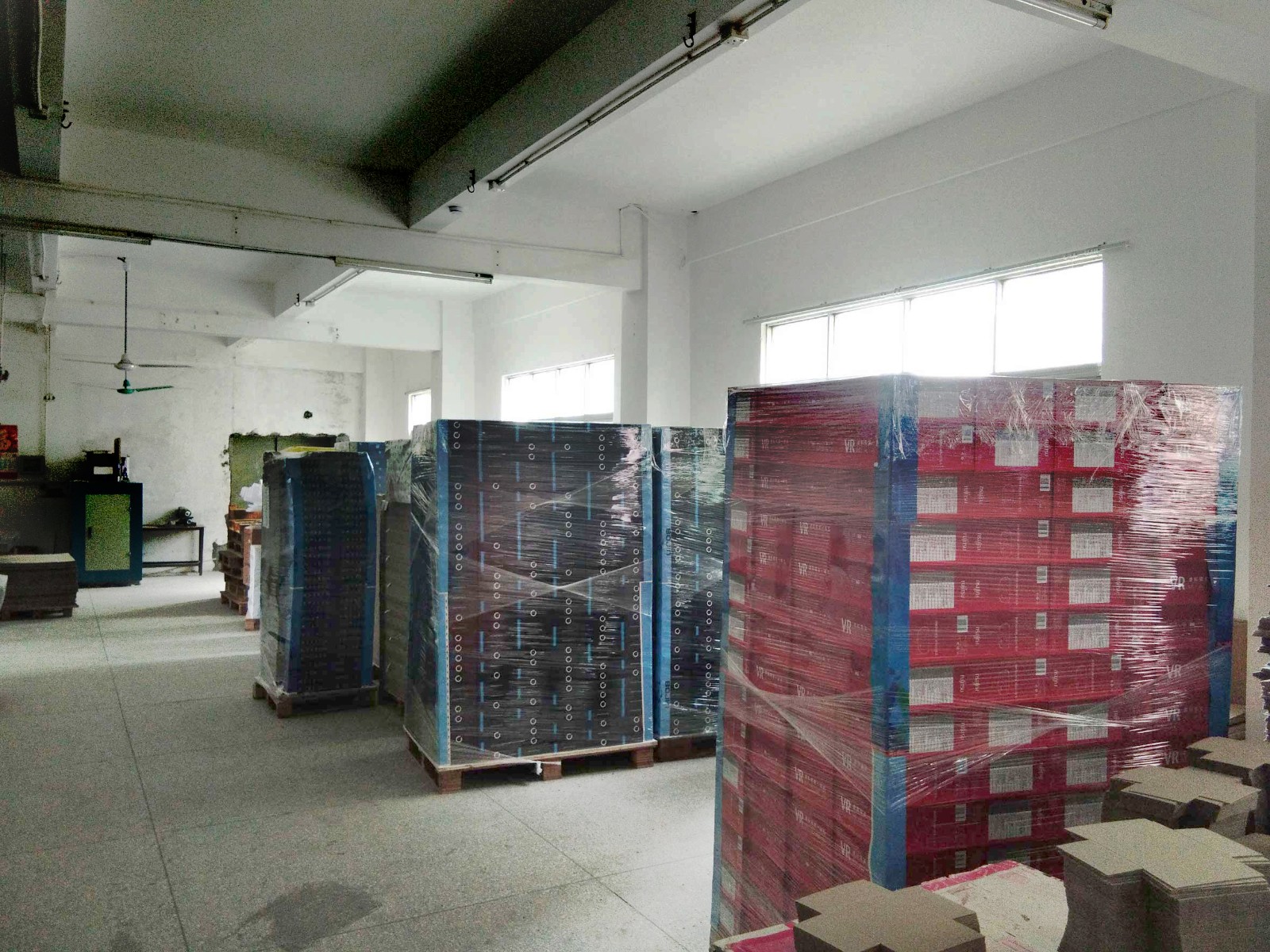 成品倉縮小版.jpg